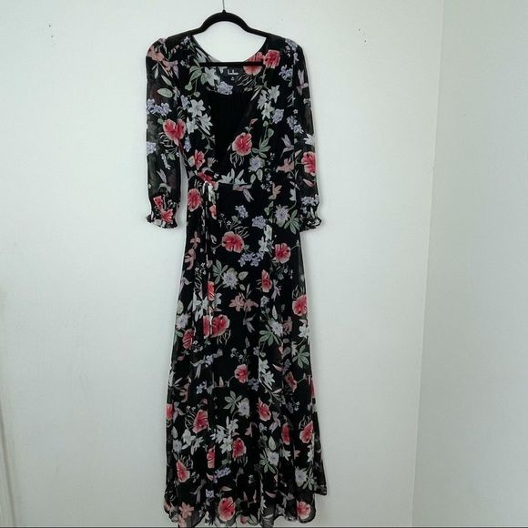 Lulu’s Black Floral Hummingbird Maxi Dress | M - Picture 8 of 9